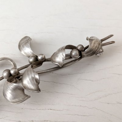 画像8: ヤドリギの立体シルバーブローチ