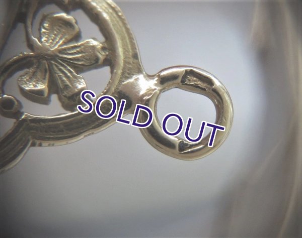 画像9: K18クローバーの透かし細工ペンダントb (9)