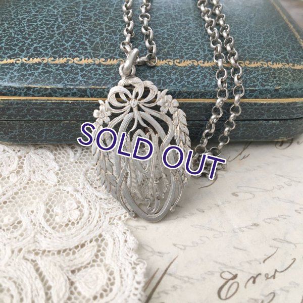 画像5: モノグラムのシルバーペンダント (5)