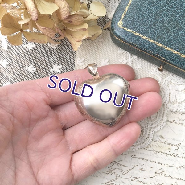画像10: 大きなハートのシルバーロケットペンダント (10)