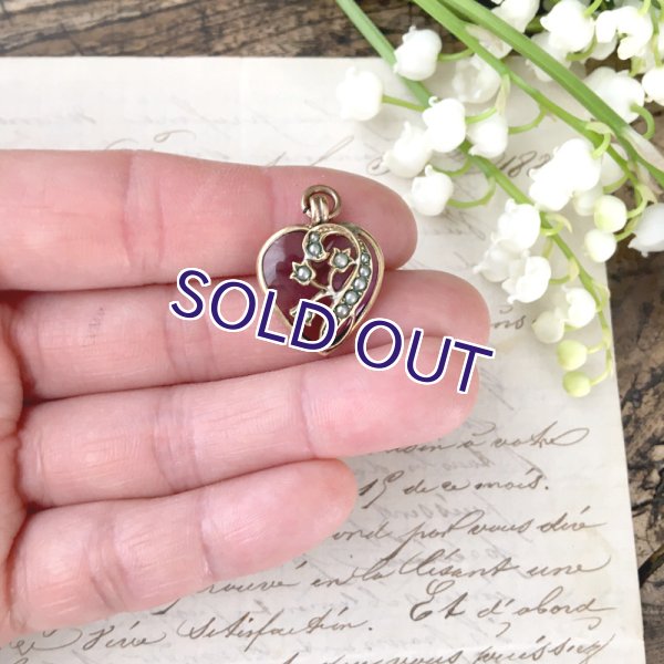 画像8: スズランパールとガラスハートのゴールドペンダント (8)