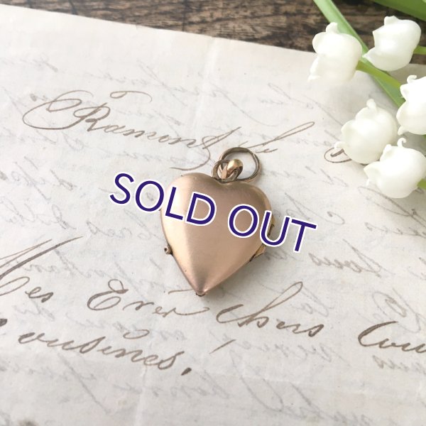 画像4: スズランとシードパールのゴールドロケットペンダント (4)