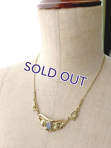 画像8: ブルーガラスとバラのゴールドネックレス (8)