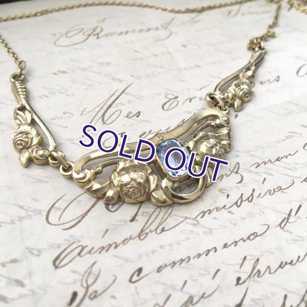 画像5: ブルーガラスとバラのゴールドネックレス (5)