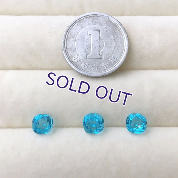 画像4: アンティークブルーガラスストーン クッション 薄色 約5.6〜6mm (4)