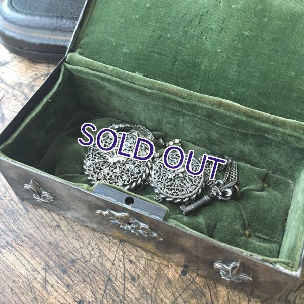 画像12: フルールドリスとサラマンダー紋章のジュエリーボックス（鍵付） (12)