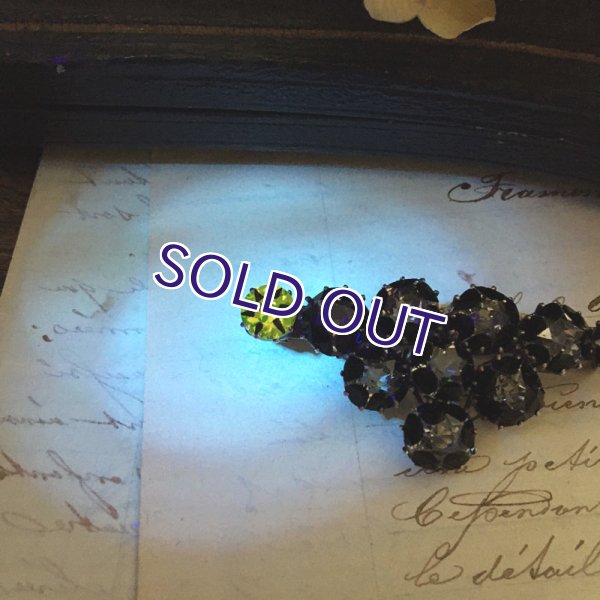 画像5: ベルリンガラスのトライアングルブローチ (5)