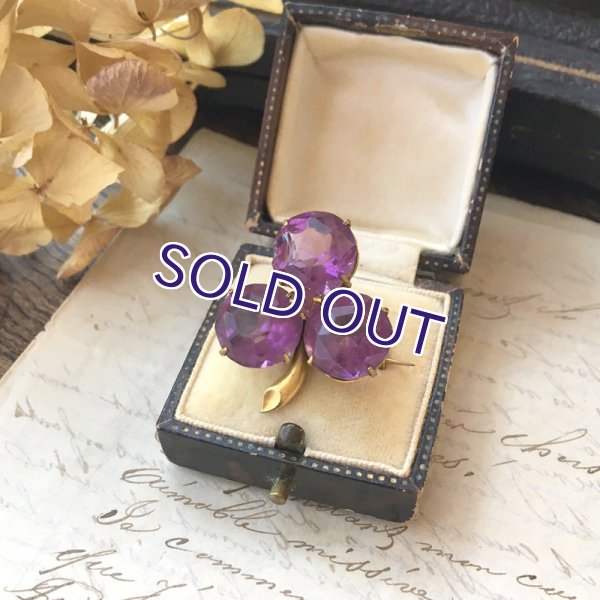 画像4: アメジストガラスのクローバーブローチ (4)