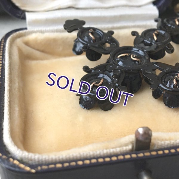 画像10: サフィレットのブラックフラワークロス (10)