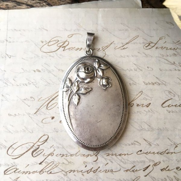 画像2: バラのジャーマンシルバーペンダント (2)