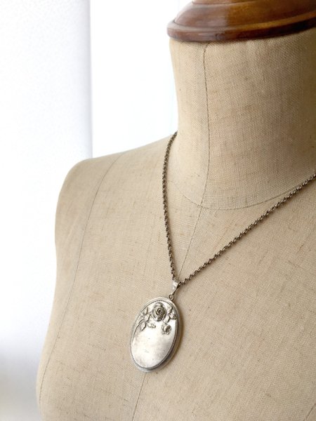 画像9: バラのジャーマンシルバーペンダント (9)