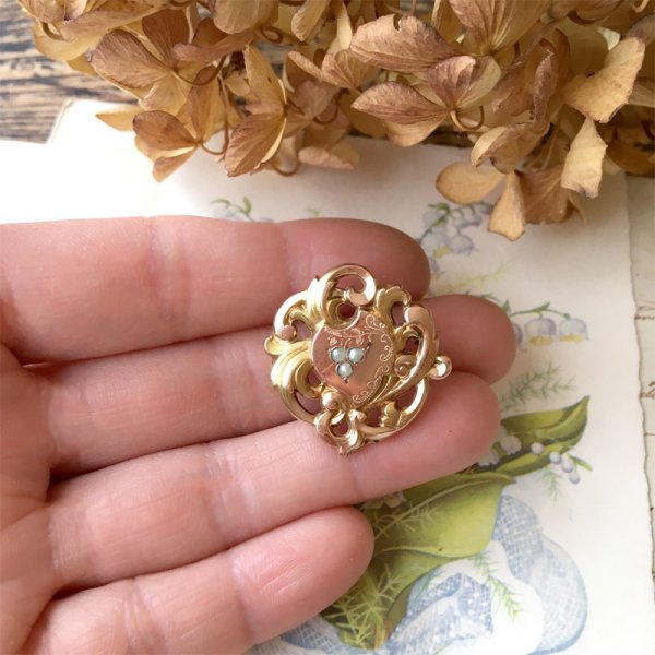 画像8: パールとアカンサス文様のゴールドブローチ (8)