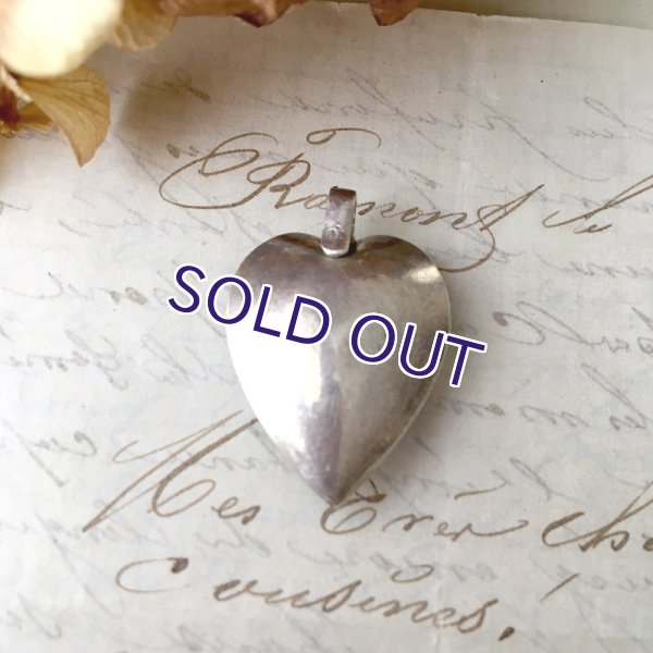 画像6: 銀製 ペーストガラスのハートペンダント (6)