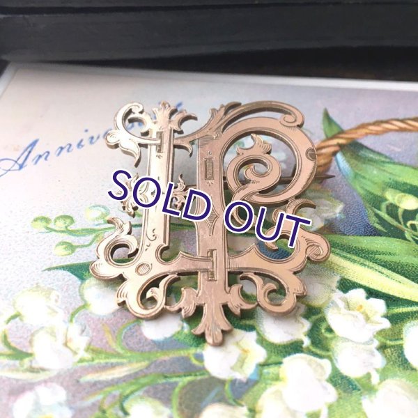 画像3: 『LP』イニシャルモノグラムのゴールドブローチ (3)