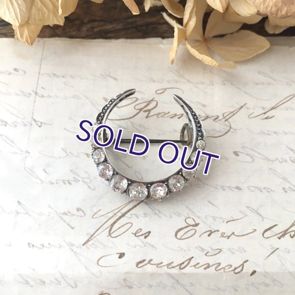 画像2: 銀製 クリアガラスの三日月ブローチ (2)