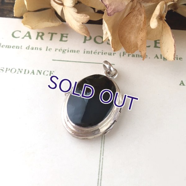 画像3: 銀製 オニキスのロケットペンダント (3)