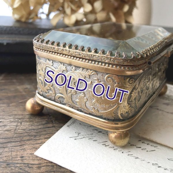 画像3: アカンサス文様の小さなジュエリーボックス (3)