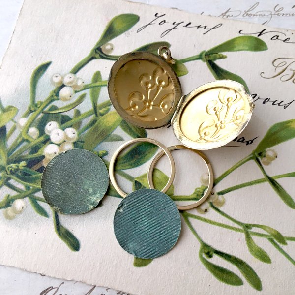 画像5: ORIA ヤドリギのゴールドロケットペンダント (5)