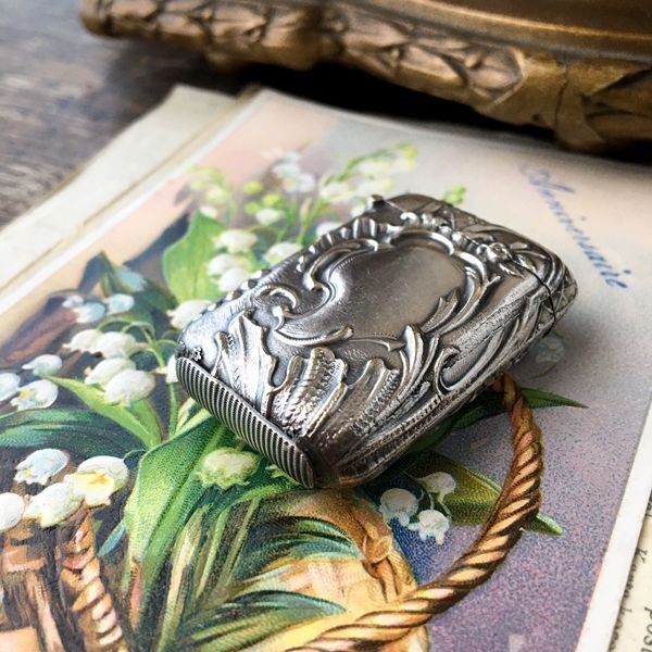 画像4: ロカイユ文様のマッチケース (4)