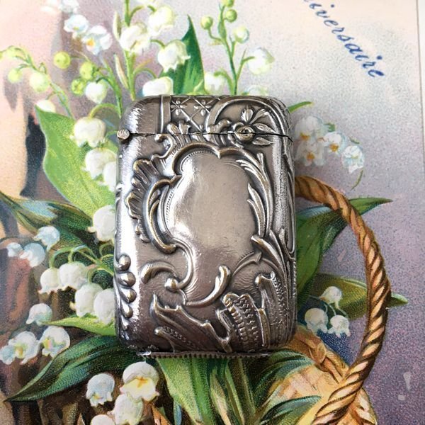 画像2: ロカイユ文様のマッチケース (2)