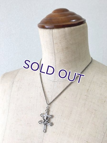 画像9: 銀製 ロレーヌ十字とアザミの紋章ペンダント (9)