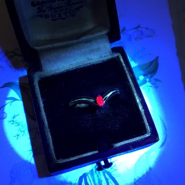 画像10: スピネルのV字ラインゴールドリング (10)