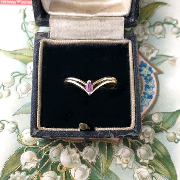 画像3: スピネルのV字ラインゴールドリング (3)