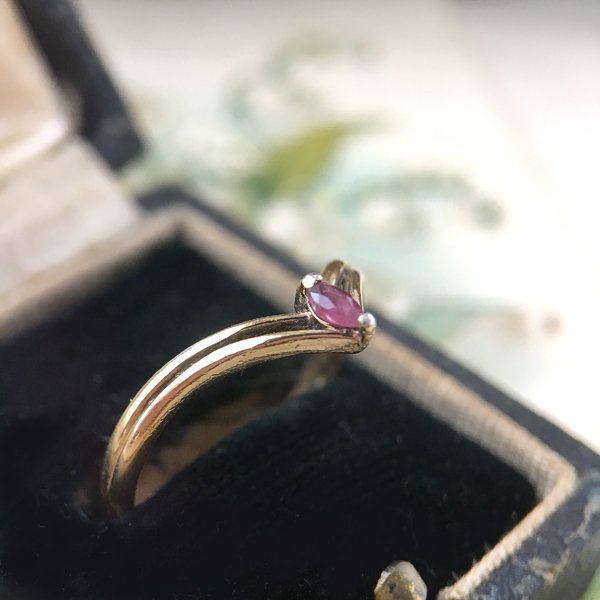 画像4: スピネルのV字ラインゴールドリング (4)