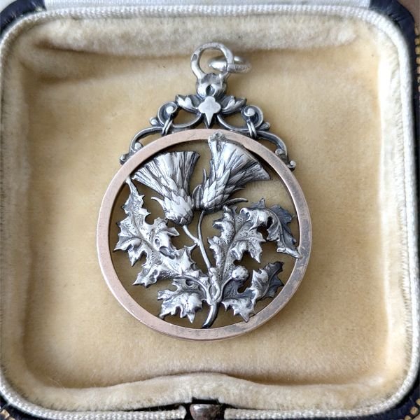 画像3: 銀製 アザミの花のペンダント (3)