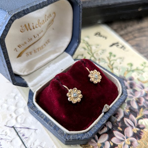 画像4: FIX 小さな花とパールのゴールドピアス (4)