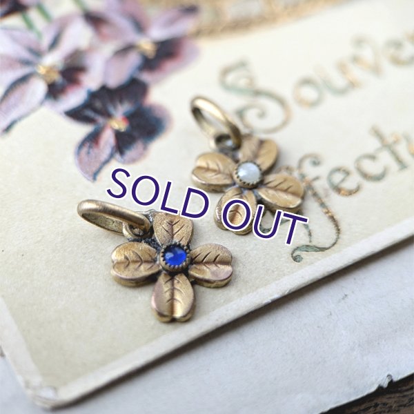 画像3: 小さな花のゴールドペンダント (3)