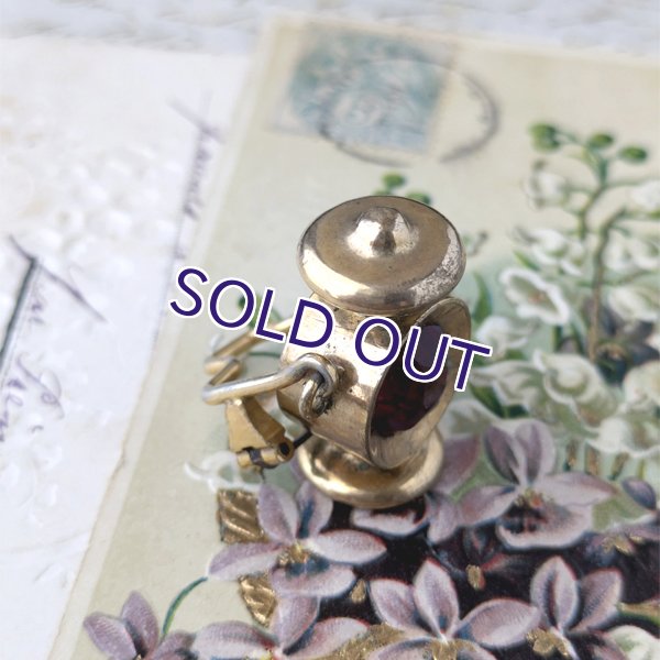 画像10: 赤ガラスのランタンブローチ (10)