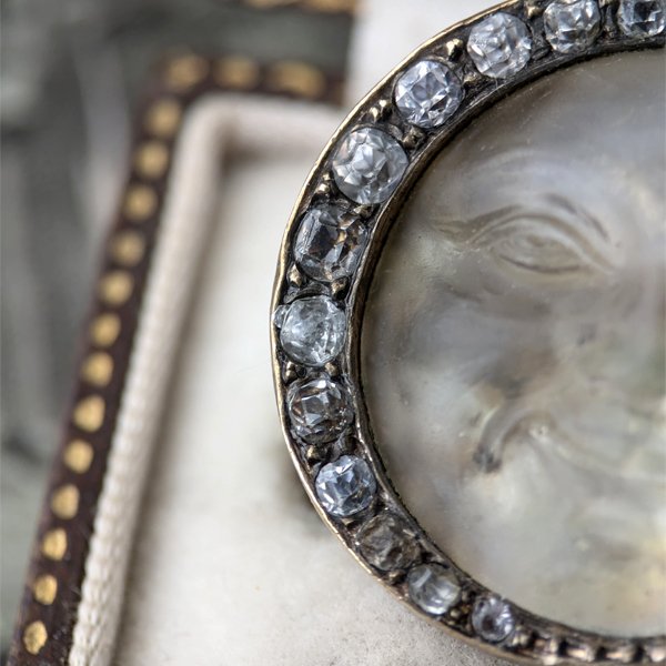 画像10: マンインザムーンとペーストガラスのブローチ (10)