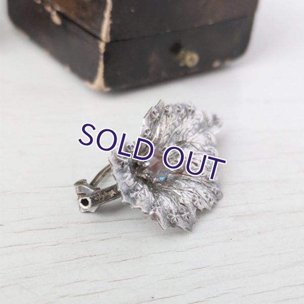 画像6: 銀製 サフィレットのリーフブローチ (6)