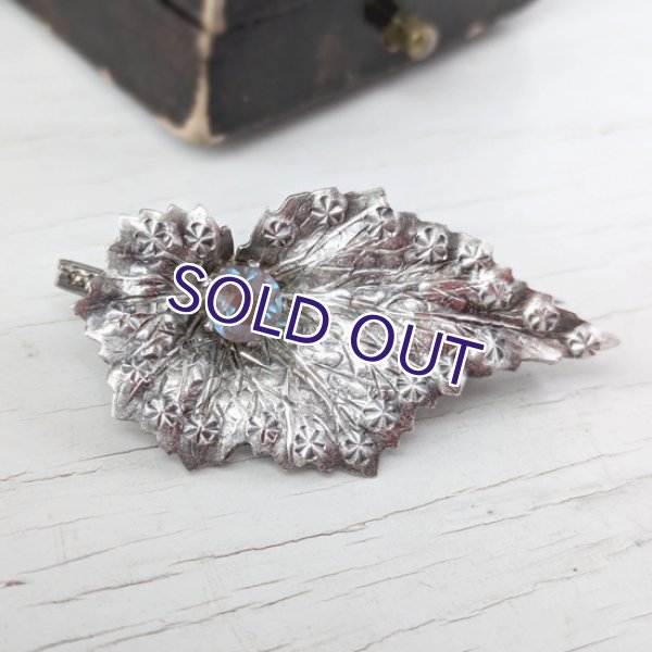 画像2: 銀製 サフィレットのリーフブローチ (2)