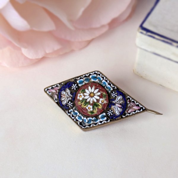 画像1: ダイヤ型マイクロモザイクブローチ (1)