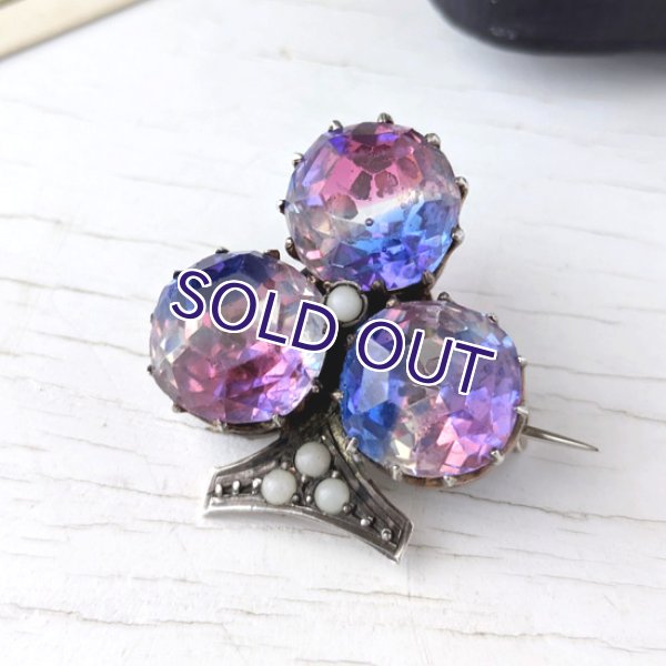 画像8: トリコロールアイリスガラスのクローバーブローチ (8)