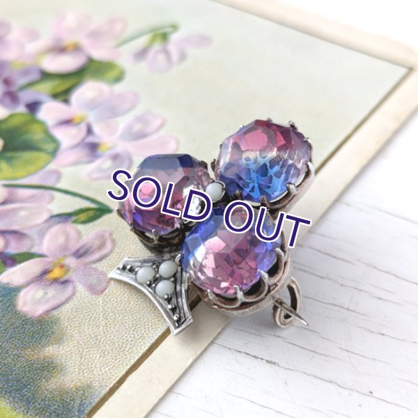 画像3: トリコロールアイリスガラスのクローバーブローチ (3)