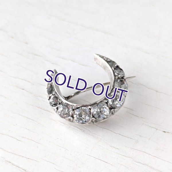 画像2: 銀製 クリアガラスの小さな三日月ブローチ (2)