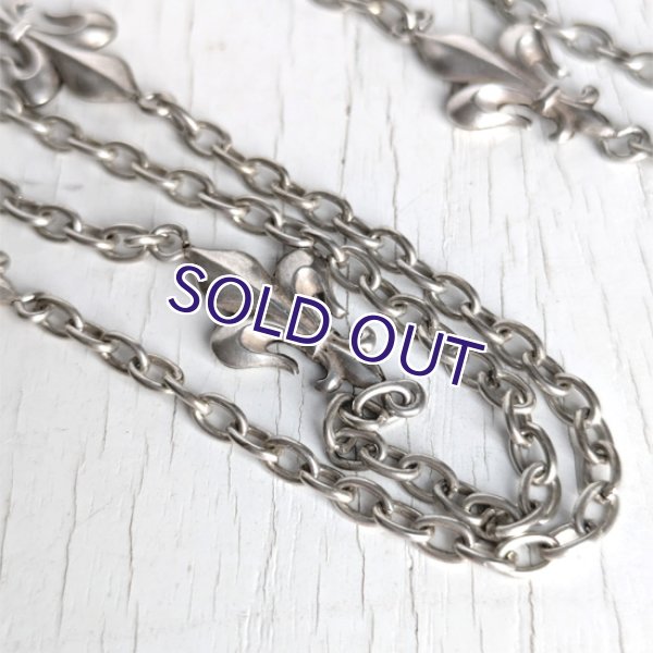 画像7: 銀製 百合の紋章フルールドリスのロングチェーン (7)